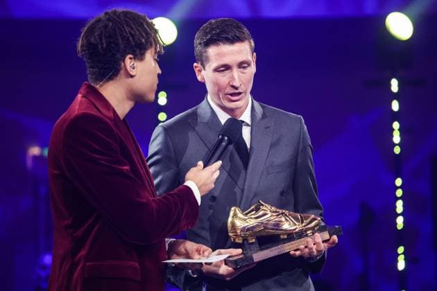 Club s Hans Vanaken celebrates after winning the Golden Shoe at the 71st edition of the Golden Shoe award ceremony, in Middelkerke, Tuesday 04 February 2025. The Golden Shoe (Gouden Schoen Soulier d Or) is an award for the best soccer player of the Belgian Jupiler Pro League championship during the calendar year 2024. VIRGINIExLEFOUR x111767073x