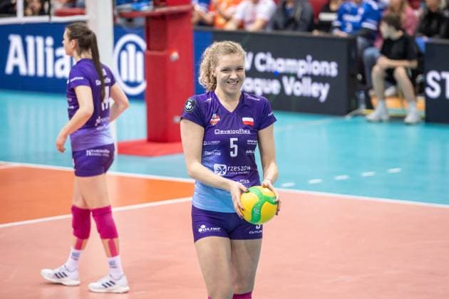 Agnieszka Korneluk KS DevelopRes Rzeszow, 05 GER, Allianz MTV Stuttgart vs KS DevelopRes Rzeszow, Volleyball, CEV Volleyball Champions League, Volleyball CL, VCL, Final round, round of 16, 2024 2025 season, 06 02 2025 GER, Allianz MTV Stuttgart vs KS DevelopRes Rzeszow, Volleyball, CEV Volleyball Champions League, Volleyball CL, VCL, Final round, round of 16, 2024 2025 season, 06 02 2025 Stuttgart Copyright: xSandyxDinkelackerx EP_SDR