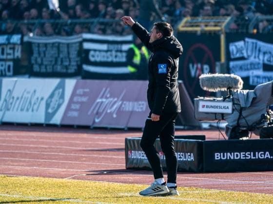 Thomas Woerle, Head Coach SSV Ulm 1846 gives instructions, GER, SSV Ulm 1846 vs SC Paderborn 07, Football, 2 Bundesliga, Season 2024 2025, 08 02 2025, DFB DFL regulations prohibit any use of photographs as image sequences and or quasi video GER, SSV Ulm 1846 vs SC Paderborn 07, Football, 2 Bundesliga, Season 2024 2025, 08 02 2025 Ulm Copyright: xMichaelxSchmidt Eibner-Pressefotx EP_MST
