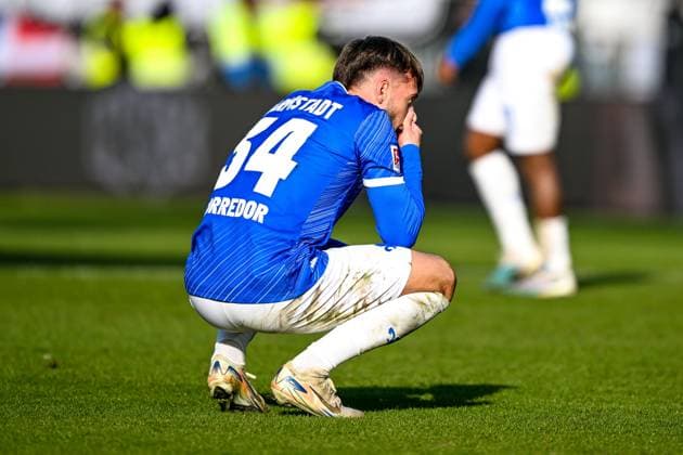 Killian Corredor SV Darmstadt 98, 34 ist enttaeuscht, GER, SV Darmstadt 98 vs SV Elversberg, Football, 2 Bundesliga, 21 Matchday, Season 2024 2025, 08 02 2025 DFL REGULATIONS PROHIBIT ANY USE OF PHOTOGRAPHS as IMAGE SEQUENCES and or QUASI VIDEO GER, SV Darmstadt 98 vs SV Elversberg, Football, 2 Bundesliga, 21 Matchday, Season 2024 2025, 08 02 2025 Darmstadt Copyright: xEibner-Pressefoto FlorianxWieganx EP_FWD