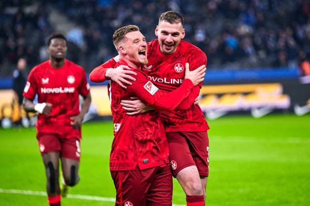 1 FC Kaiserslautern, cheers over goal, 1 0, Luca Sirch 1 FC Kaiserslautern, 31 , cheers, GER, Hertha BSC vs 1 FC Kaiserslautern, Soccer Men, 2 Bundesliga, Season 2024 2025, Matchday 21, 08 02 2025 DFL REGULATES PROHIBIT ANY USE OF PHOTOGRAPHS AS IMAGE SEQUENCES AND OR QUASI VIDEO GER, Hertha BSC vs 1 FC Kaiserslautern, Soccer men, 2 Bundesliga, Season 2024 2025, 21 Matchday, 08 02 2025 Berlin Copyright: xClaudiusxRauch,xEibner-Pressefotox xClaudiusxRauchx EP_CRH