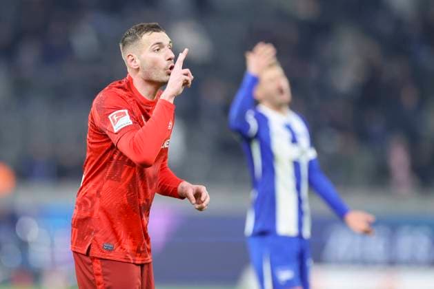 Luca Sirch 1 FC Kaiserslautern gestures, 2 Bundesliga, Hertha BSC vs 1 FC Kaiserslautern, Olympiastadion on February 08, 2025 in Berlin, Germany Photo by Marco Steinbrenner DeFodi Images Luca Sirch 1 FC Kaiserslautern gestures, 2 Bundesliga, Hertha BSC vs 1 FC Kaiserslautern, Olympiastadion, February 8, 2025 in Berlin, Germany Photo by Marco Steinbrenner DeFodi Images DFB DFL REGULATIONS PROHIBIT ANY USE OF PHOTOGRAPHS AS IMAGE SEQUENCES AND OR QUASI VIDEO Defodi 700 berlin fck 20250208 048 Defodi-700 DFB DFL REGULATIONS PROHIBIT ANY USE OF PHOTOGRAPHS AS IMAGE SEQUENCES AND OR QUASI-VIDEO.