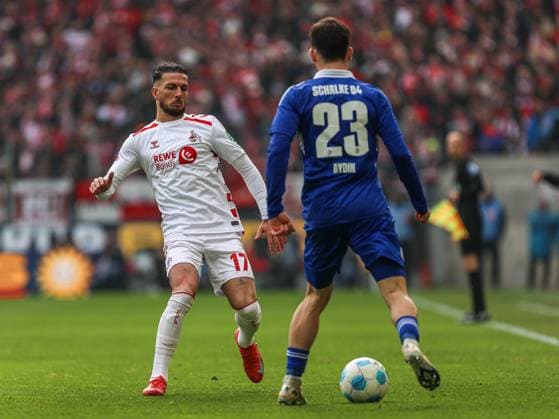Mehmet Can Aydin FC Schalke 04, 23 in duel against Leart Pacarada FC Köln FC Koeln, 17 , GER, FC Köln Koeln vs FC Schalke 04, Soccer, 2 Bundesliga, Matchday 21, Season 2024 2025, 09 02 2025, DFL DFB REGULATIONS PROHIBIT ANY USE OF PHOTOGRAPHS AS IMAGE SEQUENCES AND OR QUASI VIDEO, GER, FC Köln Koeln vs FC Schalke 04, Football, 2 Bundesliga, Matchday 21, Season 2024 2025, 09 02 2025 Köln Koeln Copyright: xGabrielxBoiax EP_EER