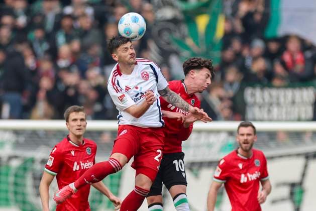 Dawid Kownacki Fortuna Duesseldorf and Jannik Rochelt Hannover 96 battle for the ball, 2 Bundesliga, Hannover 96 vs Fortuna Düsseldorf, Heinz von Heiden Arena, February 9, 2025 in Hanover, Germany Photo by Marco Steinbrenner DeFodi Images Dawid Kownacki Fortuna Duesseldorf and Jannik Rochelt Hannover 96 battle for the ball, 2 Bundesliga, Hannover 96 vs Fortuna Düsseldorf, Heinz von Heiden Arena, February 9, 2025 in Hanover, Germany Photo by Marco Steinbrenner DeFodi Images DFB DFL REGULATIONS PROHIBIT ANY USE OF PHOTOGRAPHS AS IMAGE SEQUENCES AND OR QUASI VIDEO Defodi 700 hann dus 20250209 043 Defodi-700 DFB DFL REGULATIONS PROHIBIT ANY USE OF PHOTOGRAPHS AS IMAGE SEQUENCES AND OR QUASI-VIDEO.