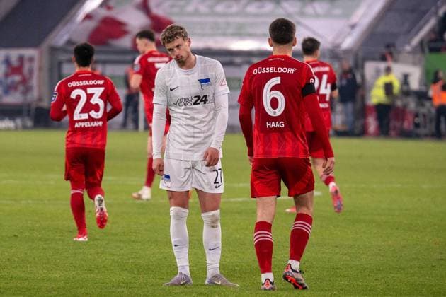 A very unhappy Michael Cuisance Hertha BSC, 27 , GER Fortuna Duesseldorf vs Hertha BSC, Football, 2 Bundesliga, Matchday 22, Season 2024 2025, 15 02 2025 DFB DFL REGULATIONS PROHIBIT ANY USE OF PHOTOGRAPHS AS IMAGE SEQUENCES AND OR QUASI VIDEO, GER Fortuna Duesseldorf vs Hertha BSC, Football, 2 Bundesliga, Matchday 22, Season 2024 2025, 15 02 2025 Duesseldorf Copyright: xEibner-Pressefoto FabianxFriesex EP_FFE