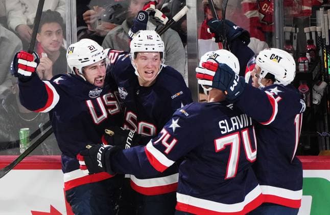 Eishockey, 4 Nations Face-Off in Montreal, Kanada - USA February 15, 2025, Montreal, Pq, Canada: United States Dylan Larkin (left) celebrates his goal against Canada with Matt Boldy, left to right, Jaccob Slavin and Brock Faber during second period 4 Nations Face-Off hockey action in Montreal on Saturday, Feb. 15, 2025. Canada News - February 15, 2025 - ZUMAc35_ 20250215_zaf_c35_239 Copyright: xChristinnexMuschix