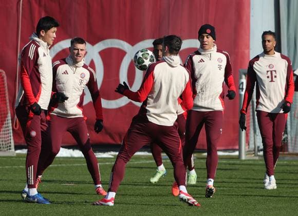 16 02 2025, CL final training, Saebenerstrasse Muenchen,, Football, Sports, in the picture Min Jae Kim FC Bayern Muenchen , Gabriel Vidovic FC Bayern Muenchen , Kingsley Coman FC Bayern Muenchen , Joao Palhinha FC Bayern Muenchen , Jamal Musiala FC Bayern Muenchen and Michael Olise FC Bayern Muenchen