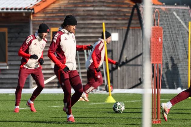 Leroy Sane FC Bayern Muenchen, 10 at training, GER, Final training, FC Bayern Muenchen, Football, UEFA Champions League, Play offs, 2024 2025 season, 17 02 2025, GER, Final training, FC Bayern Muenchen, Football, UEFA Champions League, Play offs, 2024 2025 season, 17 02 2025 Muenchen Copyright: xEibner-Pressefoto JennixMaulx EP_JML