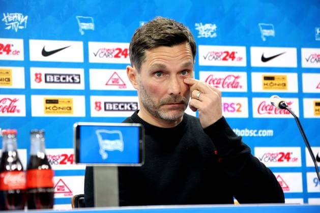 DEU, DFL, 2 FBL Hertha BSC, PK, 18 02 2025, Sportforum, Berlin, DEU, DFL, 2 FBL Hertha BSC, PK, im Bild Cheftrainer Stefan Leitl Hertha BSC Berlin , Co Trainer Andre Mijatovic Hertha BSC Berlin , Benjamin Weber Sportdirektor, Hertha BSC Berlin DFL regulations prohibit any use of Photographs as image sequences and or quasi video Foto Juergen Engler nordphoto GmbH nordphotoxGmbHx xEngler nph00076
