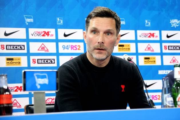 DEU, DFL, 2 FBL Hertha BSC, PK, 18 02 2025, Sportforum, Berlin, DEU, DFL, 2 FBL Hertha BSC, PK, im Bild Cheftrainer Stefan Leitl Hertha BSC Berlin , Co Trainer Andre Mijatovic Hertha BSC Berlin , Benjamin Weber Sportdirektor, Hertha BSC Berlin DFL regulations prohibit any use of Photographs as image sequences and or quasi video Foto Juergen Engler nordphoto GmbH nordphotoxGmbHx xEngler nph00076