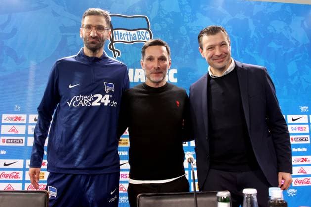 DEU, DFL, 2 FBL Hertha BSC, PK, 18 02 2025, Sportforum, Berlin, DEU, DFL, 2 FBL Hertha BSC, PK, im Bild Cheftrainer Stefan Leitl Hertha BSC Berlin , Co Trainer Andre Mijatovic Hertha BSC Berlin , Benjamin Weber Sportdirektor, Hertha BSC Berlin DFL regulations prohibit any use of Photographs as image sequences and or quasi video Foto Juergen Engler nordphoto GmbH nordphotoxGmbHx xEngler nph00076