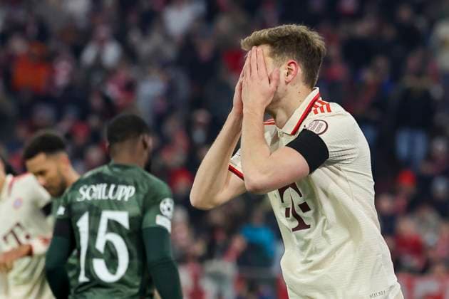 Josip Stanisic FC Bayern Muenchen looks dejected, UEFA Champions League 2024 25 League Knockout Play off Second Leg, FC Bayern Muenchen v Celtic FC, Allianz Arena, February 18, 2025 in Munich, Germany Photo by Marco Steinbrenner DeFodi Images Josip Stanisic FC Bayern Muenchen looks dejected, UEFA Champions League 2024 25 League Knockout Play off Second Leg, FC Bayern Munich v Celtic FC, Allianz Arena, February 18, 2025 in Munich, Germany Photo by Marco Steinbrenner DeFodi Images Defodi 700 muenchen glasgow 20250218 053 Defodi-700