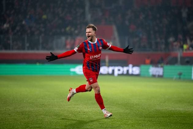 Leonardo Scienza FC Heidenheim, 08 celebrates the goal for 1 2, GER, 1 FC Heidenheim vs FC Copenhagen, Football, UEFA Conference League, Play offs, second leg, 2024 2025 season, 20 02 2025 GER, 1 FC Heidenheim vs FC Copenhagen, Football, UEFA Conference League, Play offs, second leg, 2024 2025 season, 20 02 2025 Heidenheim Copyright: xEibner-Pressefoto Memmlerx EP_MMR