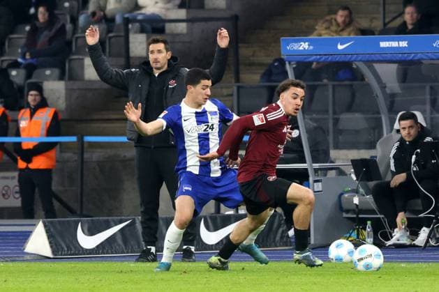 DEU, DFL, 2 FBL, Hertha BSC vs 1 FC Nuernberg, 21 02 2025, Berliner Olympiastadion, Berlin, DEU, DFL, 2 FBL, Hertha BSC vs 1 FC Nuernberg, im Bild Ibrahim Maza Hertha BSC Berlin 10 , Head coach Miroslav Klose 1 FC Nuernberg , Lubach, Rafael 1 FC Nuernberg 18 DFL regulations prohibit any use of Photographs as image sequences and or quasi video Foto Juergen Engler nordphoto GmbH nordphotoxGmbHx xEngler nph00076