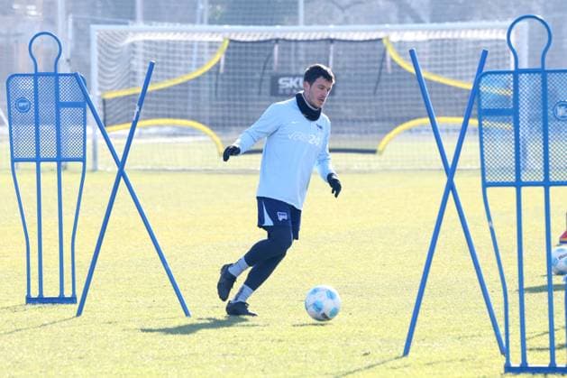 DEU, DFL, 2 FBL Hertha BSC, Training, 22 02 2025, Sportforum, Berlin, DEU, DFL, 2 FBL Hertha BSC, Training, im Bild Diego Demme Hertha BSC Berlin 6 DFL regulations prohibit any use of Photographs as image sequences and or quasi video Foto Juergen Engler nordphoto GmbH nordphotoxGmbHx xEngler nph00076