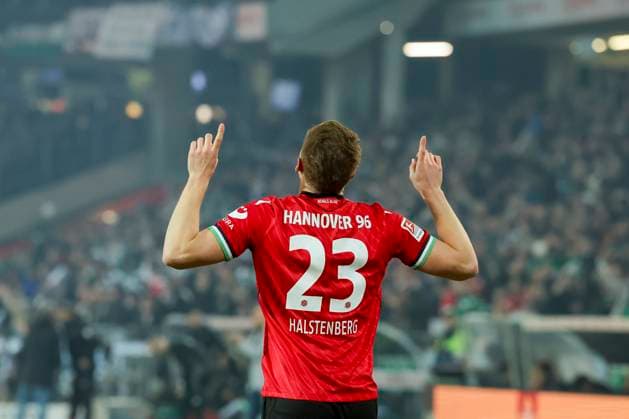 Marcel Halstenberg Hannover 96 celebrates his goal for 1 0, 2 Bundesliga, Hannover 96 vs SC Paderborn 07, Heinz von Heiden Arena, February 22, 2025 in Hanover, Germany Photo by Marco Steinbrenner DeFodi Images Marcel Halstenberg Hannover 96 celebrates after scoring his teams first goal, 2 Bundesliga, Hannover 96 vs SC Paderborn 07, Heinz von Heiden Arena, February 22, 2025 in Hanover, Germany Photo by Marco Steinbrenner DeFodi Images DFB DFL REGULATIONS PROHIBIT ANY USE OF PHOTOGRAPHS AS IMAGE SEQUENCES AND OR QUASI VIDEO