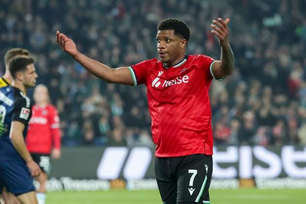 Jessic Ngankam Hannover 96 looks disappointed, 2 Bundesliga, Hannover 96 vs SC Paderborn 07, Heinz von Heiden Arena on February 22, 2025 in Hanover, Germany Photo by Marco Steinbrenner DeFodi Images Jessic Ngankam Hannover 96 looks dejected, 2 Bundesliga, Hannover 96 vs SC Paderborn 07, Heinz von Heiden Arena, February 22, 2025 in Hanover, Germany Photo by Marco Steinbrenner DeFodi Images DFB DFL REGULATIONS PROHIBIT ANY USE OF PHOTOGRAPHS AS IMAGE SEQUENCES AND OR QUASI VIDEO