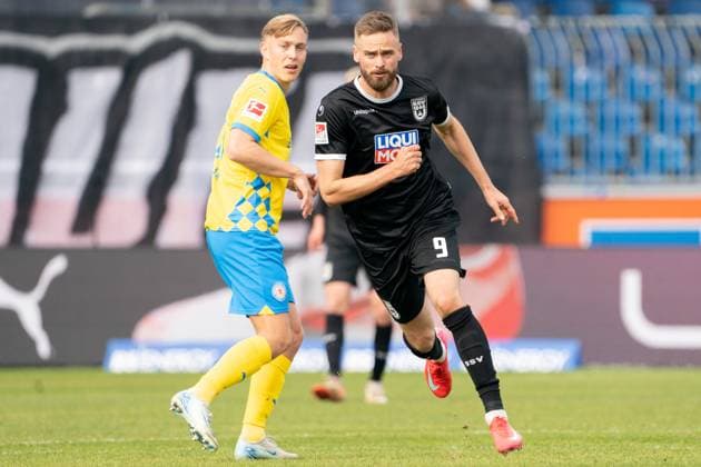 Lucas Roeser Nr 9 SSV Ulm 1846 GER, Eintracht Braunschweig vs SSV Ulm 1846, Soccer, 2 Soccer Bundesliga, Season 2024 25, 01 03 2025 GER, Eintracht Braunschweig vs SSV Ulm 1846, Soccer, 2 Soccer Bundesliga, Season 2024 25, 01 03 2025 Braunschweig Copyright: xEibner-Pressefoto DanielxREINELTx EP_DRT