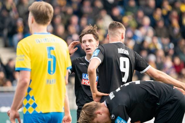 Max Brandt Nr 23 SSV Ulm 1846 m GER, Eintracht Braunschweig vs SSV Ulm 1846, Football, 2 Soccer Bundesliga, Season 2024 25, 01 03 2025 GER, Eintracht Braunschweig vs SSV Ulm 1846, Football, 2 Soccer Bundesliga, Season 2024 25, 01 03 2025 Braunschweig Copyright: xEibner-Pressefoto DanielxREINELTx EP_DRT