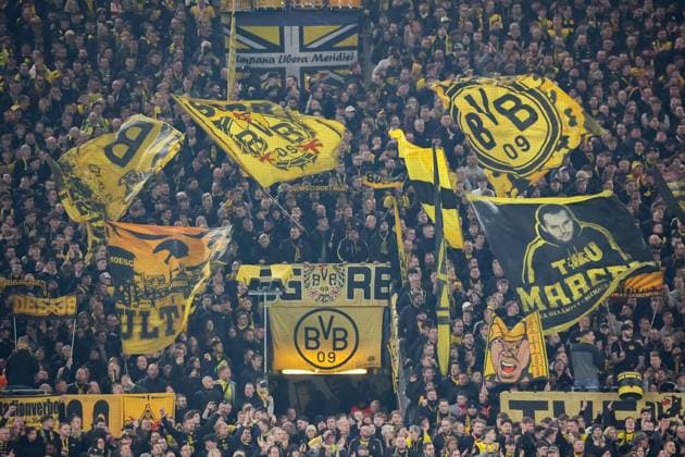 Fans BVB GER, Borussia Dortmund vs LOSC Lille, Football, Champions League, Round of 16, 2024 2025 season, 04 03 2025 GER, Borussia Dortmund vs LOSC Lille, Football, Champions League, Round of 16, 2024 2025 season, 04 03 2025 Dortmund Copyright: xEibner-Pressefoto FrankxZeisingx EP_FZG