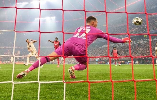 Harry Kane, FCB 9 scores, shoots goal , Tor, Treffer, Torschuss, celebrates his goal, happy, laugh, celebration, 1-0, Matej Kovar, Lev 17 in the round of 16 first leg match FC BAYERN MUENCHEN - BAYER 04 LEVERKUSEN of football UEFA Champions League in season 2024 2025 in Munich, Mar 5, 2025 , FCB, x.Spieltag, München