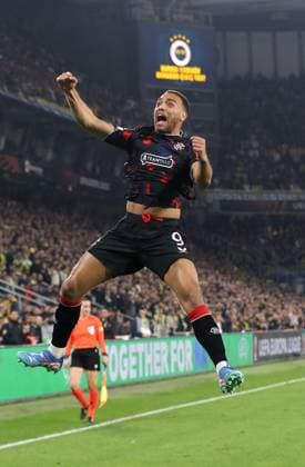 Cyriel Dessers of Rangers celebrates scoring his sides first goal during the Europa League last 16 match at the Sükrü Saracoglu Stadium, Istanbul. Fenerbahce v Rangers, UEFA Europa League, Football, Sukru Saracoglu Stadium, Istanbul, Turkey - 06 Mar 2025 EDITORIAL USE ONLY No use with unauthorised audio, video, data, fixture lists, club league logos or live services. Online in-match use limited to 120 images, no video emulation. No use in betting, games or single club league player publications. Copyright: xO Rourke RangersxFC Shutterstockx 15182250bd
