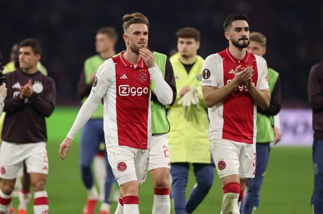 06 03 2025, Football UEFA Europa League, AFC Ajax Amsterdam Eintracht Frankfurt, emonline, emspor, v l , Jordan Henderson Ajax Amsterdam enttaeuscht, enttaeuscht Blickend, dissapointed, traurig, frustiert, frust, gefrustet DFL DFB REGULATIONS PROHIBIT ANY USE OF PHOTOGRAPHS AS IMAGE SEQUENCES AND OR QUASI VIDEO xdcx Copyright: HMBxMedia Claus
