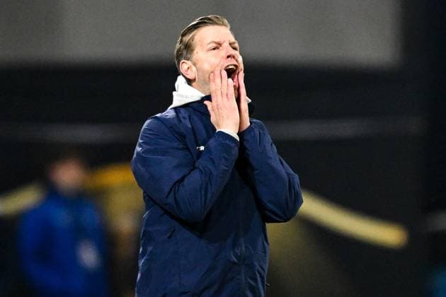 Florian Kohfeldt SV Darmstadt 98, Coach gesticulates, GER, SV Darmstadt 98 vs Karlsruher SC, Football, 25 Matchday, Season 2024 2025, 07 03 2025 DFL REGULATIONS PROHIBIT ANY USE OF PHOTOGRAPHS as IMAGE SEQUENCES and or QUASI VIDEO GER, SV Darmstadt 98 vs Karlsruher SC, Football, 25 Matchday, Season 2024 2025, 07 03 2025 Darmsatdt Copyright: xEibner-Pressefoto FlorianxWieganx EP_FWD