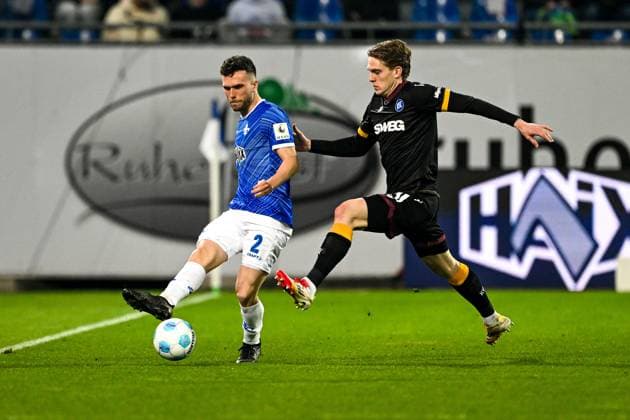 Sergio Lopez SV Darmstadt 98, 02 in duel with David Herold Karlsruher SC, 20 , GER, SV Darmstadt 98 vs Karlsruher SC, Football, 25 Matchday, Season 2024 2025, 07 03 2025 DFL REGULATIONS PROHIBIT ANY USE OF PHOTOGRAPHS as IMAGE SEQUENCES and or QUASI VIDEO GER, SV Darmstadt 98 vs Karlsruher SC, Football, 25 Matchday, Season 2024 2025, 07 03 2025 Darmsatdt Copyright: xEibner-Pressefoto FlorianxWieganx EP_FWD