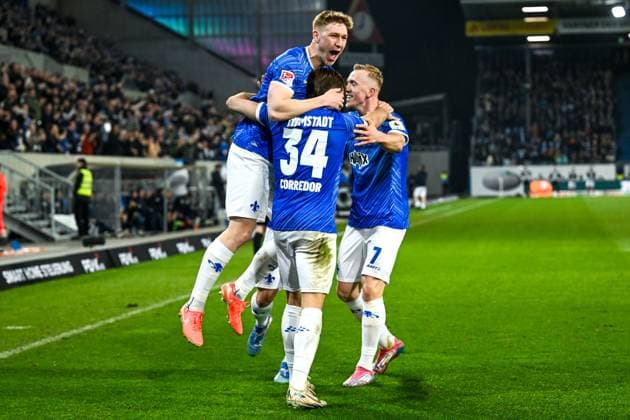 Clemens Riedel SV Darmstadt 98, 38 , Killian Corredor SV Darmstadt 98, 34 and Isac Lidberg SV Darmstadt 98, 07 celebrate the goal for 2 0, GER, SV Darmstadt 98 vs Karlsruher SC, Soccer, Matchday 25, Season 2024 2025, 07 03 2025 DFL REGULATIONS PROHIBIT ANY USE OF PHOTOGRAPHS as IMAGE SEQUENCES and or QUASI VIDEO GER, SV Darmstadt 98 vs Karlsruher SC, Football, 25 Matchday, Season 2024 2025, 07 03 2025 Darmsatdt Copyright: xEibner-Pressefoto FlorianxWieganx EP_FWD