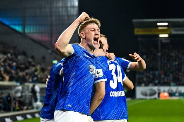 Clemens Riedel SV Darmstadt 98, 38 , Killian Corredor SV Darmstadt 98, 34 and Isac Lidberg SV Darmstadt 98, 07 celebrate the goal for 2 0, GER, SV Darmstadt 98 vs Karlsruher SC, Soccer, Matchday 25, Season 2024 2025, 07 03 2025 DFL REGULATIONS PROHIBIT ANY USE OF PHOTOGRAPHS as IMAGE SEQUENCES and or QUASI VIDEO GER, SV Darmstadt 98 vs Karlsruher SC, Football, 25 Matchday, Season 2024 2025, 07 03 2025 Darmsatdt Copyright: xEibner-Pressefoto FlorianxWieganx EP_FWD