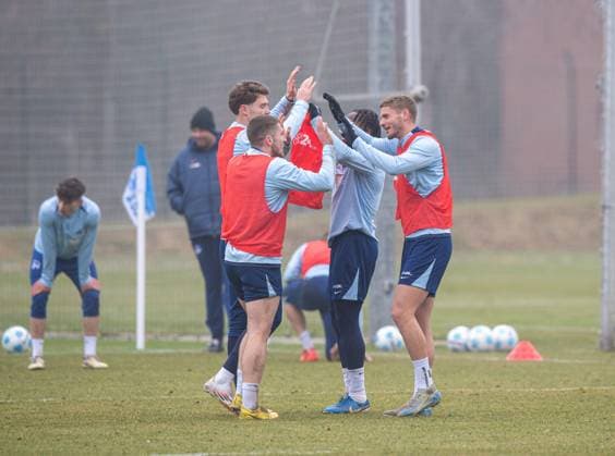 Football, Men, Season 2024 25, 2 Bundesliga, Hertha BSC, Training, f l Linus Gechter Hertha BSC , Jonjoe Kenny Hertha BSC , Deyovaisio Zeefuik Hertha BSC , Marton Dardai Hertha BSC , 11 03 2025, Copyright: xSebastianxRäppold MatthiasxKochx