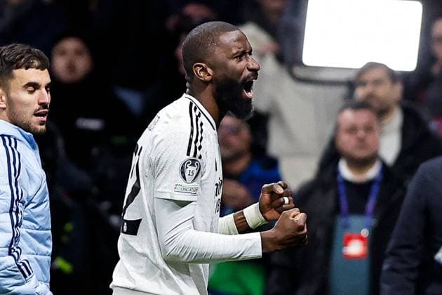Antonio Rüdiger of Real Madrid celebrates at full-time Atletico Madrid v Real Madrid, UEFA Champions League, Round of 16, Second Leg, Football, Riyadh Air Metropolitano Stadium, Madrid, Spain - 12 Mar 2025 EDITORIAL USE ONLY No use with unauthorised audio, video, data, fixture lists, club league logos or live services. Online in-match use limited to 120 images, no video emulation. No use in betting, games or single club league player publications. Copyright: xRubenxAlbarran Shutterstockx 15188186br