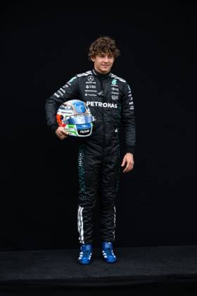 Andrea Kimi Antonelli Mercedes AMG Petronas F1 Team, 12 , AUS, Formula 1 World Championship, Luis Vuitton Australian Grand Prix, Albert Park Circuit Melbourne, Media Day, 2025 season, 13 03 2025 AUS, Formula 1 World Championship, Luis Vuitton Australian Grand Prix, Albert Park Circuit Melbourne, Media Day, 2025 season, 13 03 2025 Melbourne Copyright: xEibner-Pressefoto Memmlerx EP_MMR