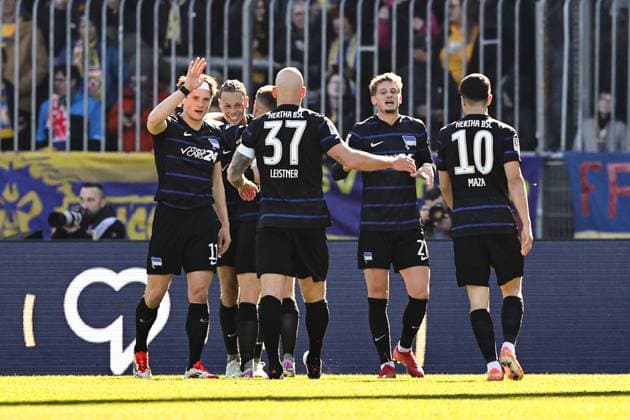 Goal celebration goal scorer Derry Scherhant Hertha BSC Berlin,39 scores to 0 2 with f l Fabian Reese Hertha BSC Berlin,11 , Toni Leistner Hertha BSC Berlin,37 , Ibrahim Maza Hertha BSC Berlin,10 2 Bundesliga season 2024 2025 Eintracht Braunschweig vs Hertha BSC Berlin at Eintracht Stadium in Braunschweig action,soccer,man,men,Germany,16 03 2025