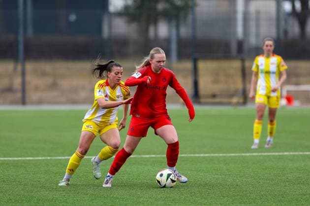 Duel between Eszter Reszler FC Bayern Muenchen II U20, 02 with Korina Janez 1 FC Union Berlin, 27 , GER, FC Bayern Muenchen II vs 1 FC Union Berlin, Football, 2 Womens Bundesliga, Matchday 18, Season 2024 2025, 16 03 2025, GER, FC Bayern Muenchen II vs 1 FC Union Berlin, Football, 2 Womens Bundesliga, Matchday 18, Season 2024 2025, 16 03 2025 Muenchen Copyright: xEibner-Pressefoto JennixMaulx EP_JML