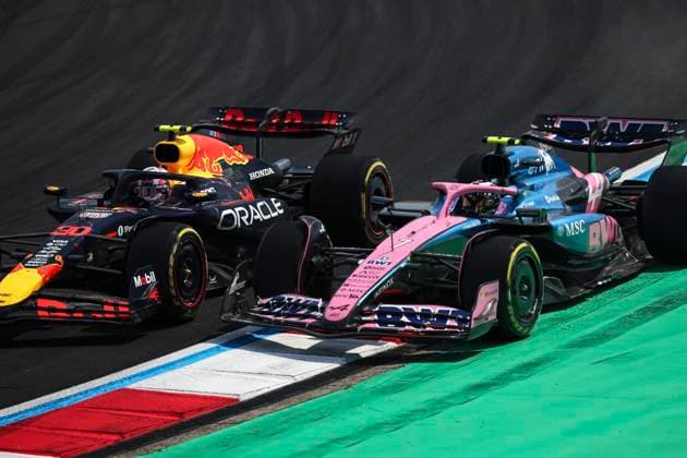 F1 - CHINESE GRAND PRIX 2025 30 LAWSON Liam (nzl), Red Bull Racing RB21, action 07 DOOHAN Jack (aus), Alpine F1 Team A525, action during the Formula 1 Heineken Chinese Grand Prix 2025, 2nd round of the 2025 FIA Formula One World Championship, WM, Weltmeisterschaft from March 21 to 23, 2025 on the Shanghai International Circuit, in Shanghai, China - ShanghaiChina Copyright: xXavixBonillax