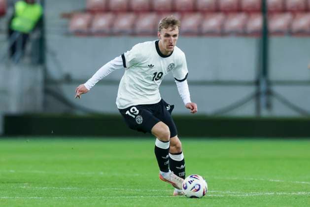 Nelson Weiper Germany controls the ball, International Friendly, U21 Slovakia and U21 Germany, Štadion Antona Malatinskà ho on March 21, 2025 in Trnava, Slovakia Photo by Marco Steinbrenner DeFodi Images Nelson Weiper Germany controls the ball, International Friendly, U21 Slovakia and U21 Germany, Štadion Antona Malatinskà ho, March 21, 2025 in Trnava, Slovakia Photo by Marco Steinbrenner DeFodi Images