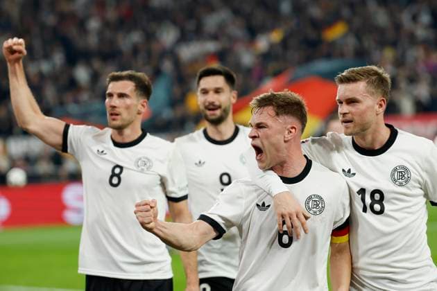 in the picture from l Leon Goretzka Germany, 8 , Tim Kleindienst Germany, 9 , goal scorer Joshua Kimmich Germany, 6 and Maximilian Mittelstaedt Germany, 18 , cheering after the goal for 1 0, jubilant, cheering, cheering, emotions 23 03 2025, Football, UEFA Nations League, quarter-final, Germany Italy, GER, Dortmund, Signal Iduna Park, Copyright: HMBxMedia xHeikoxBecker