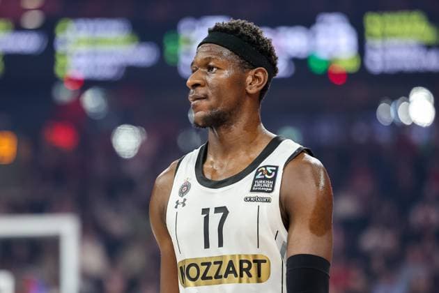 Isaac Bonga Partizan Belgrade, 17 , GER, FC Bayern Muenchen vs Partizan Belgrade, Basketball, Turkish Airlines Euroleague, Matchday 32, Season 2024 2025, 27 03 2025, GER, FC Bayern Muenchen vs Partizan Belgrade, Basketball, Turkish Airlines Euroleague, Matchday 32, Season 2024 2025, 27 03 2025 Muenchen Copyright: xEibner-Pressefoto JennixMaulx EP_JML