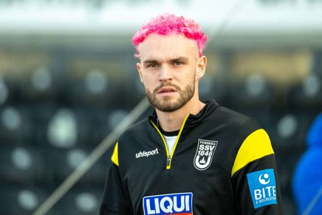 Philipp Strompf SSV Ulm 1846 Soccer, 32 , GER, SSV Ulm 1846 Soccer vs Darmstadt 98, Soccer, 2 Bundesliga, Matchday 27, Season 2024 2025, 28 03 2025, DFL DFB REGULATIONS PROHIBIT ANY USE OF PHOTOGRAPHS AS IMAGE SEQUENCES AND OR QUASI VIDEO, Eibner Pressefoto Sascha Walther GER, SSV Ulm 1846 Football vs Darmstadt 98, Football, 2 Bundesliga, Matchday 27, Season 2024 2025, 28 03 2025 Ulm Copyright: xEibner-Pressefotox EP_EER