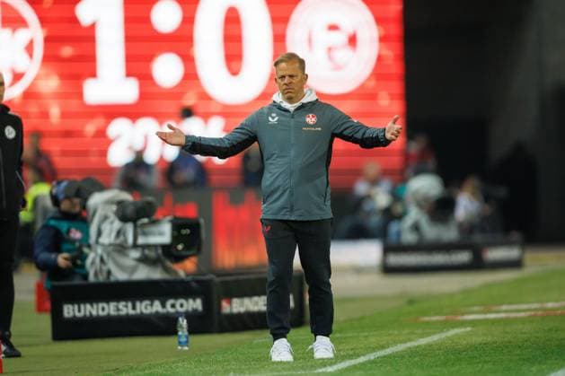 Markus Anfang Coach 1 FC Kaiserslautern on the touchline, 1 FC Kaiserslautern vs Fortuna Duesseldorf, Football, 2 Bundesliga, Season 2024 2025, Matchday 27, 29 03 2025 1 FC Kaiserslautern vs Fortuna Duesseldorf, Football, 2 Bundesliga, Season 2024 2025, Matchday 27, 29 03 2025 Kaiserslautern Copyright: xEibner-Pressefoto AlexanderxNeisx EP_ANS