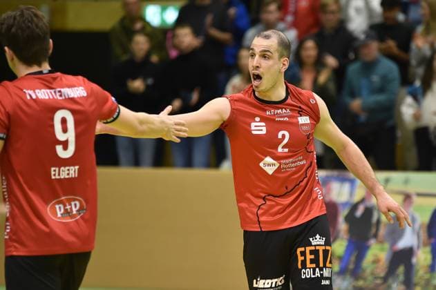 Moritz Rauber TV Rottenburg, 02 and Sam Elgert TV Rottenburg, 09 high-five each other TV Rottenburg vs CERATONIA Volleys Eltmann, Volleyball, 2 Bundesliga Sued, 24 Matchday, Season 2024 2025, 29 03 2025, TV Rottenburg vs CERATONIA Volleys Eltmann, Volleyball, 2 Bundesliga Sued, 24 Matchday, Season 2024 2025, 29 03 2025 Rottenburg Copyright: xEibner-Pressefoto RalphxKunzex EP_RKE