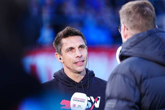 Marcel Rapp Holstein Kiel, Coach GER, Holstein Kiel vs SV Werder Bremen, Football, Bundesliga, Matchday 27, Season 2024 2025, 29 03 2025 DFL REGULATES PROHIBIT ANY USE OF PHOTOGRAPHS AS IMAGE SEQUENCES AND OR QUASI VIDEO GER, Holstein Kiel vs SV Werder Bremen, Football, Bundesliga, Matchday 27, Season 2024 2025, 29 03 2025 Kiel Copyright: xEibner-Pressefoto MarcelxvonxFehrnx EP_MFN