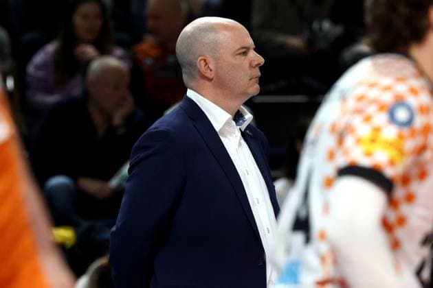 DEU, DVV, 1 VBL, BR Volleys vs Helios Grizzlys Giesen, 05 04 2025, Max Schmeling Halle, Berlin, DEU, DVV, 1 VBL, BR Volleys vs Helios Grizzlys Giesen, in the picture coach Joel Banks BR Volleys photo Juergen Engler nordphoto GmbH nordphotoxGmbHx xEngler nph00076