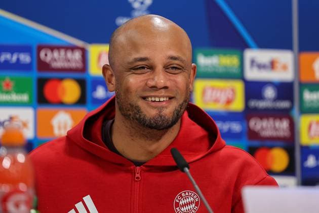 Vincent Kompany FC Bayern Muenchen, Head coach at the press conference, laughs, GER, International press conference, FC Bayern Muenchen, Football, UEFA Champions League, quarter-final first leg, 2024 2025 season, 07 04 2025, GER, International press conference, FC Bayern Muenchen, Football, UEFA Champions League, quarter-final first leg, 2024 2025 season, 07 04 2025 Muenchen Copyright: xEibner-Pressefoto JennixMaulx EP_JML