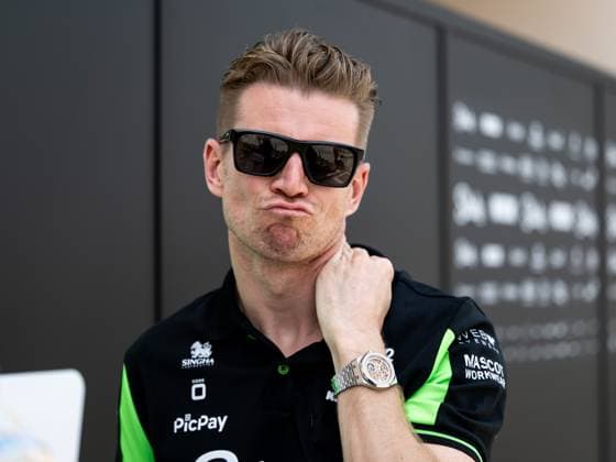 Nico Huelkenberg Stake F1 Team Kick Sauber, Germany, 27 , BAH, Formula 1 World Championship, Gulf Air Grand Prix of Bahrain, Bahrain International Circuit, Arrival of the drivers, 2025 season, 11 04 2025 BAH, Formula 1 World Championship, Gulf Air Grand Prix of Bahrain, Bahrain International Circuit, Arrival of the drivers, 2025 season, 11 04 2025 Sakhir Copyright: xEibner-Pressefoto Memmlerx EP_MMR