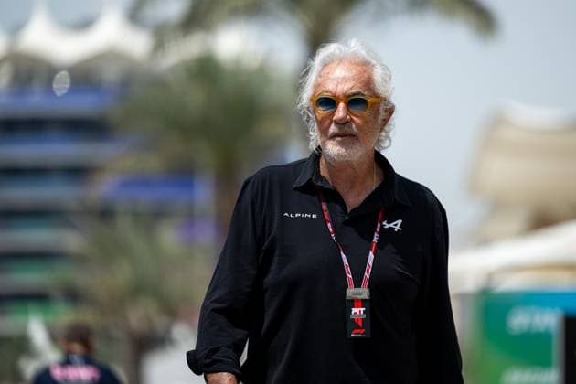 Flavio Briatore BWT Alpine F1 Team, Consultant , BAH, Formula 1 World Championship, Gulf Air Grand Prix of Bahrain, Bahrain International Circuit, Arrival of the drivers, 2025 season, 11 04 2025 BAH, Formula 1 World Championship, Gulf Air Grand Prix of Bahrain, Bahrain International Circuit, Arrival of the drivers, 2025 season, 11 04 2025 Sakhir Copyright: xEibner-Pressefoto Memmlerx EP_MMR