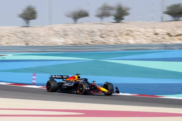 Ayumu Iwasa Oracle Red Bull Racing, Japan, 37 , BAH, Formula 1 World Championship, Gulf Air Grand Prix of Bahrain, Bahrain International Circuit, Free Practice, 2025 season, 11 04 2025 BAH, Formula 1 World Championship, Gulf Air Grand Prix of Bahrain, Bahrain International Circuit, Free Practice, 2025 season, 11 04 2025 Sakhir Copyright: xEibner-Pressefoto Memmlerx EP_MMR