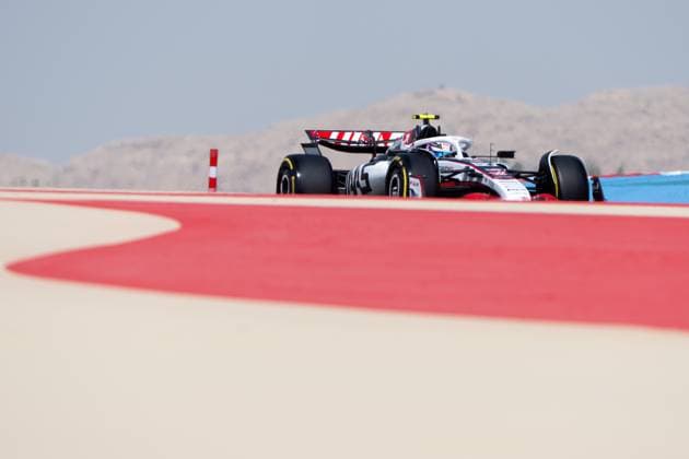 Ryo Hirakawa MoneyGram Haas F1 Team, Japan, 50 in VF 25, BAH, Formula 1 World Championship, Gulf Air Grand Prix of Bahrain, Bahrain International Circuit, Free Practice, 2025 season, 11 04 2025 BAH, Formula 1 World Championship, Gulf Air Grand Prix of Bahrain, Bahrain International Circuit, Free Practice, 2025 season, 11 04 2025 Sakhir Copyright: xEibner-Pressefoto Memmlerx EP_MMR